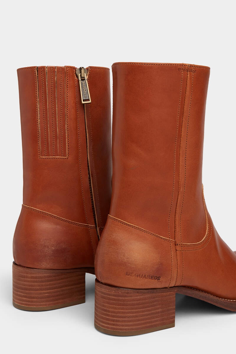 VINTAGE BOOTS - 4