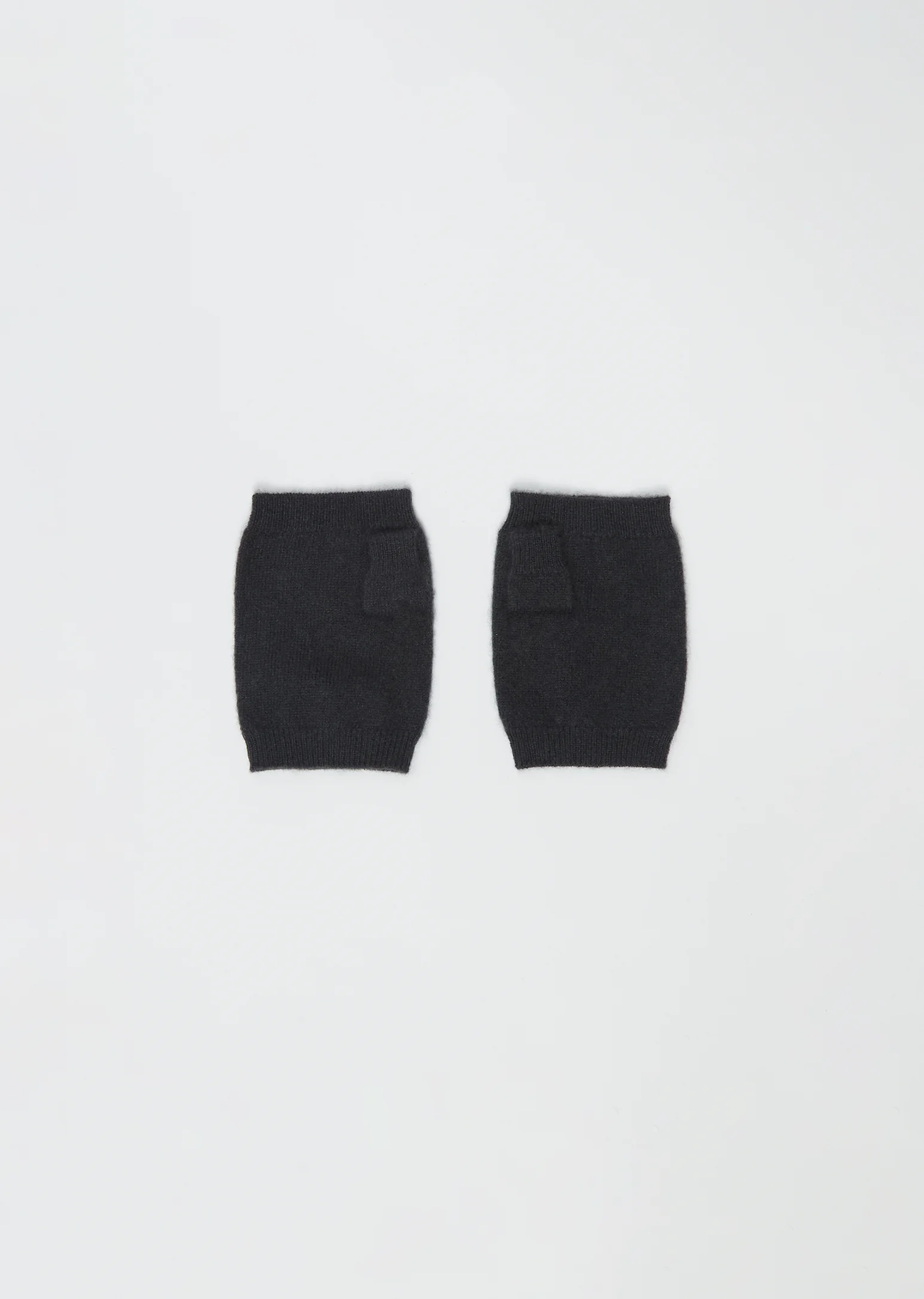 Big Cashmere Rockers — Charcoal - 1