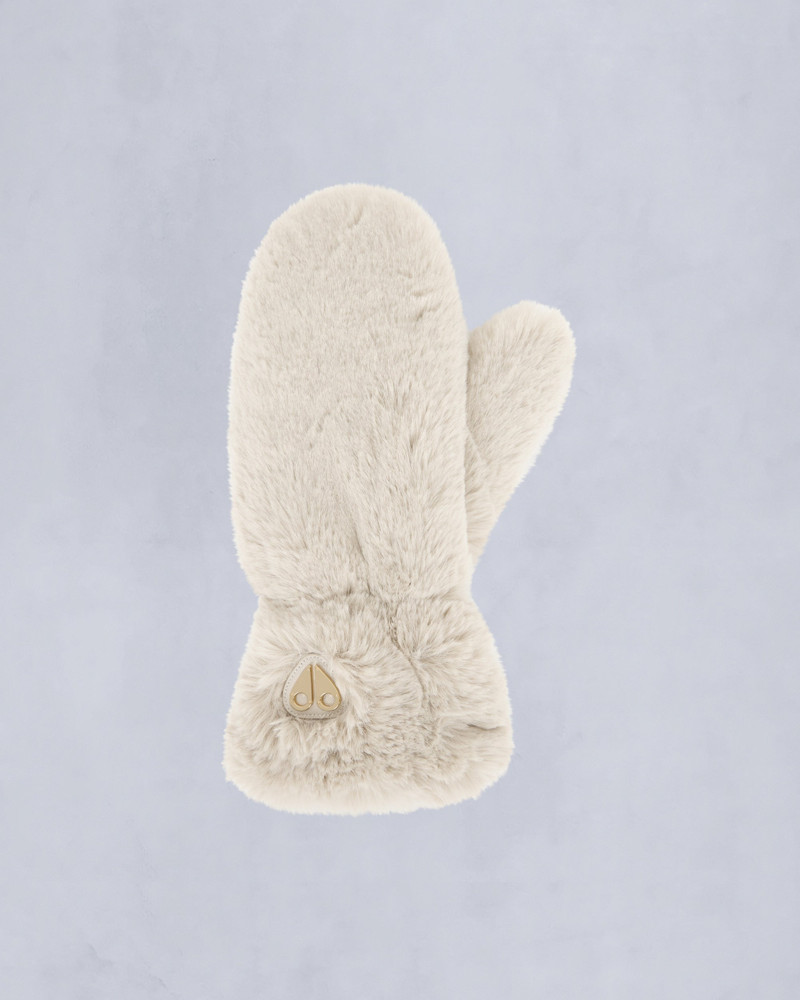 BUNNY GLOVES 1