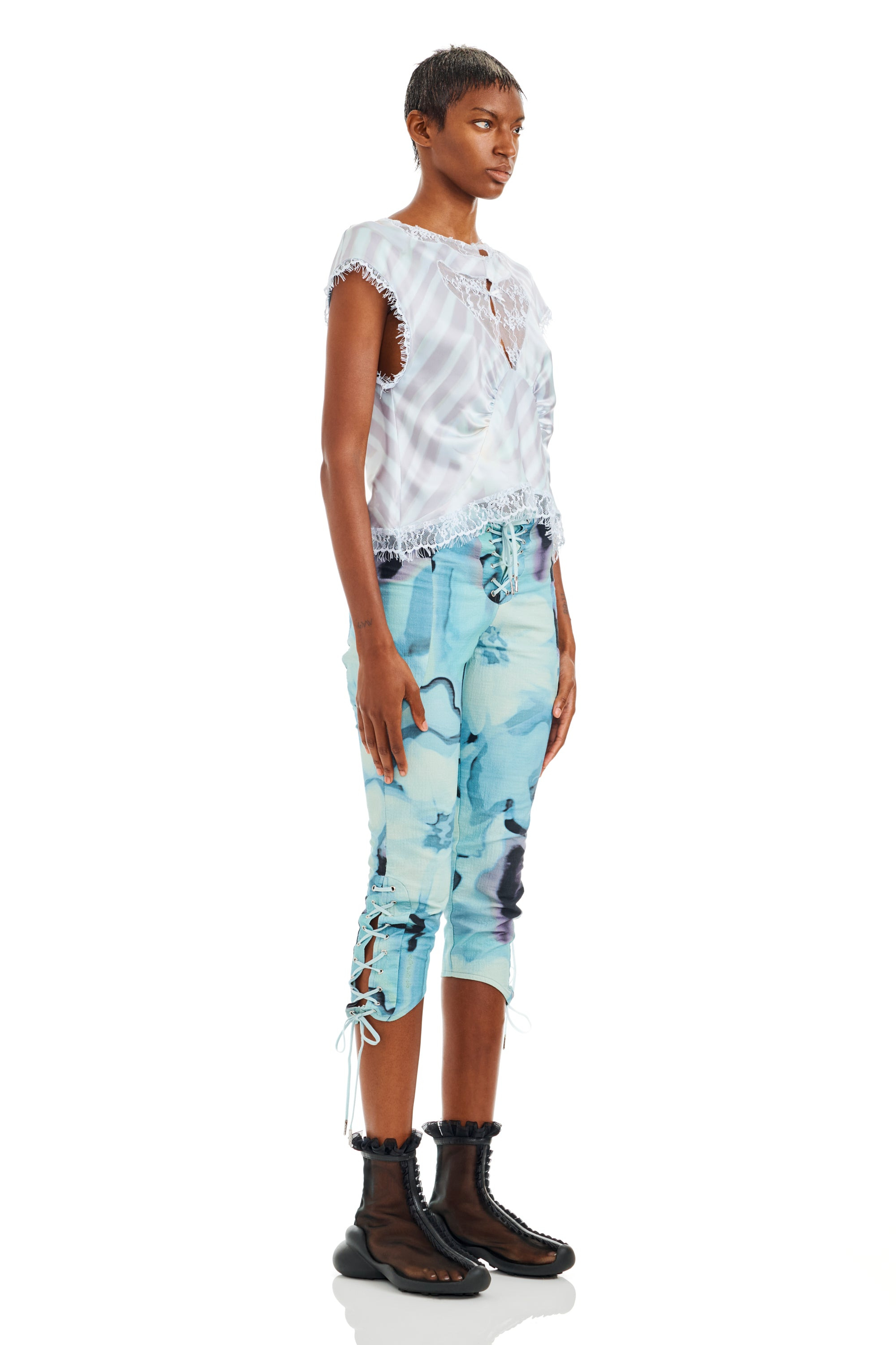 WASHED WAVY NAVY FLOWER STRIPE WATERLILY TOP - 6