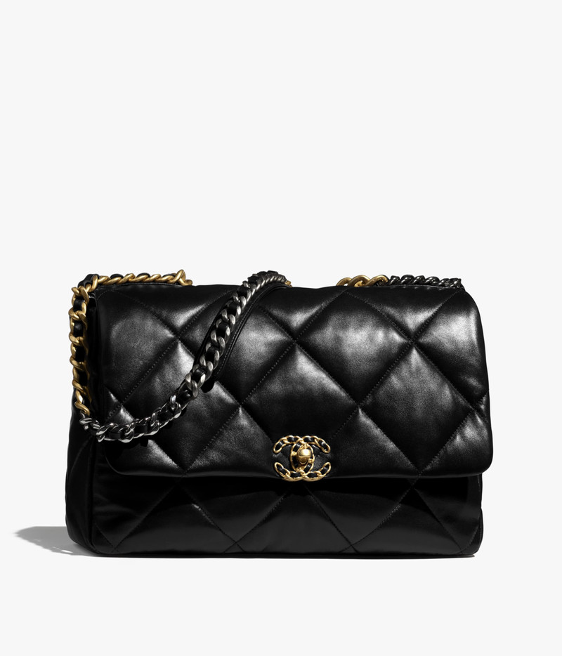 CHANEL 19 Maxi Handbag 1