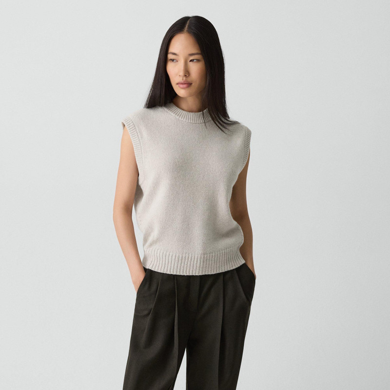 Relaxed Vest in Recycled Cashmere 2