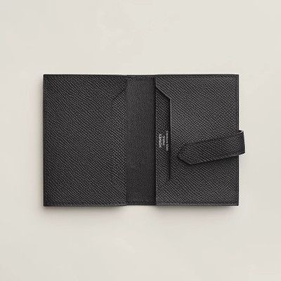 Hermès Bearn monochrome card holder outlook