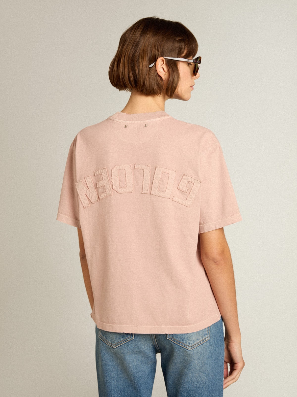 Powder-pink T-shirt with reverse logo on the back - Boxy fit - 4