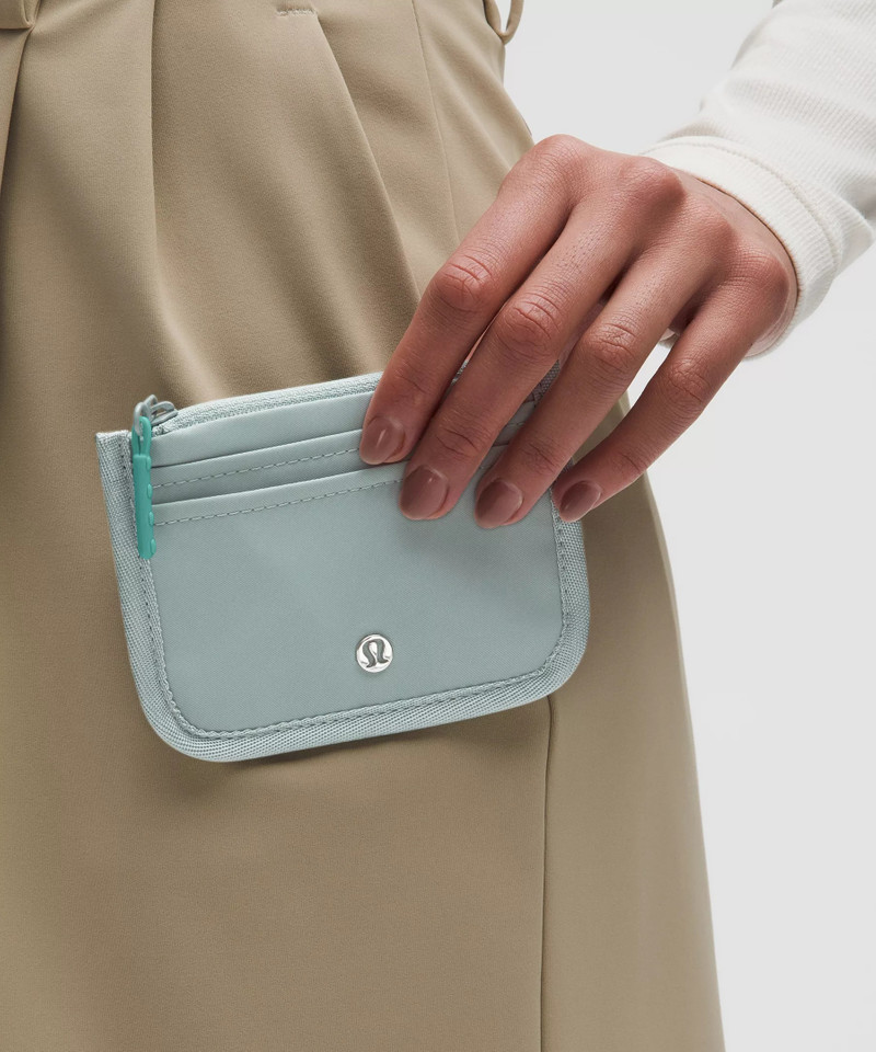 lululemon True Identity Card Case outlook