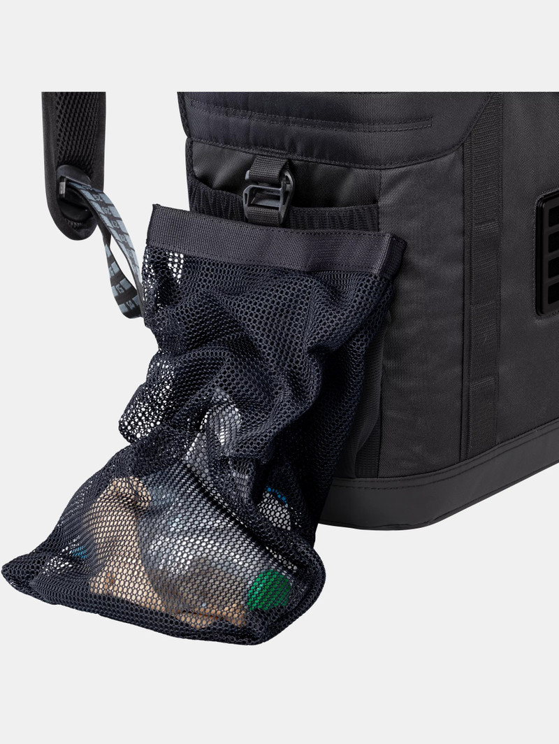 UA Sideline 25-Can Backpack Cooler 4