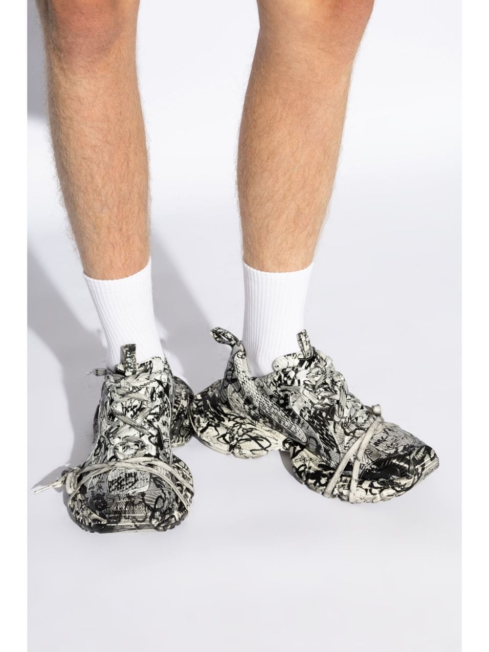 3XL Extreme Graffiti low-top sneakers - 2