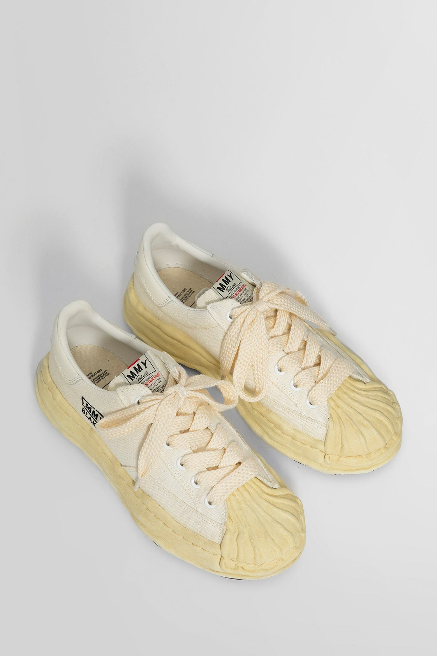 MAISON MIHARA YASUHIRO UNISEX WHITE SNEAKERS - 5