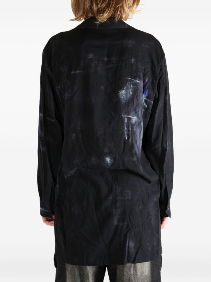 graphic-print shirt 4