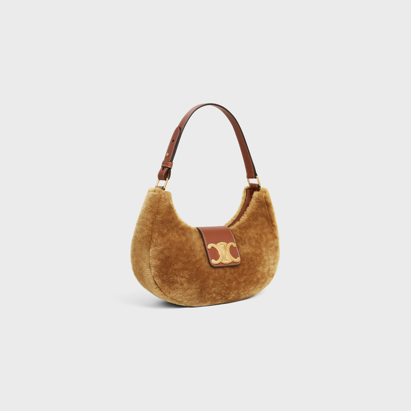 CELINE MEDIUM AVA TRIOMPHE BAG in SHEARLING AND CALFSKIN outlook