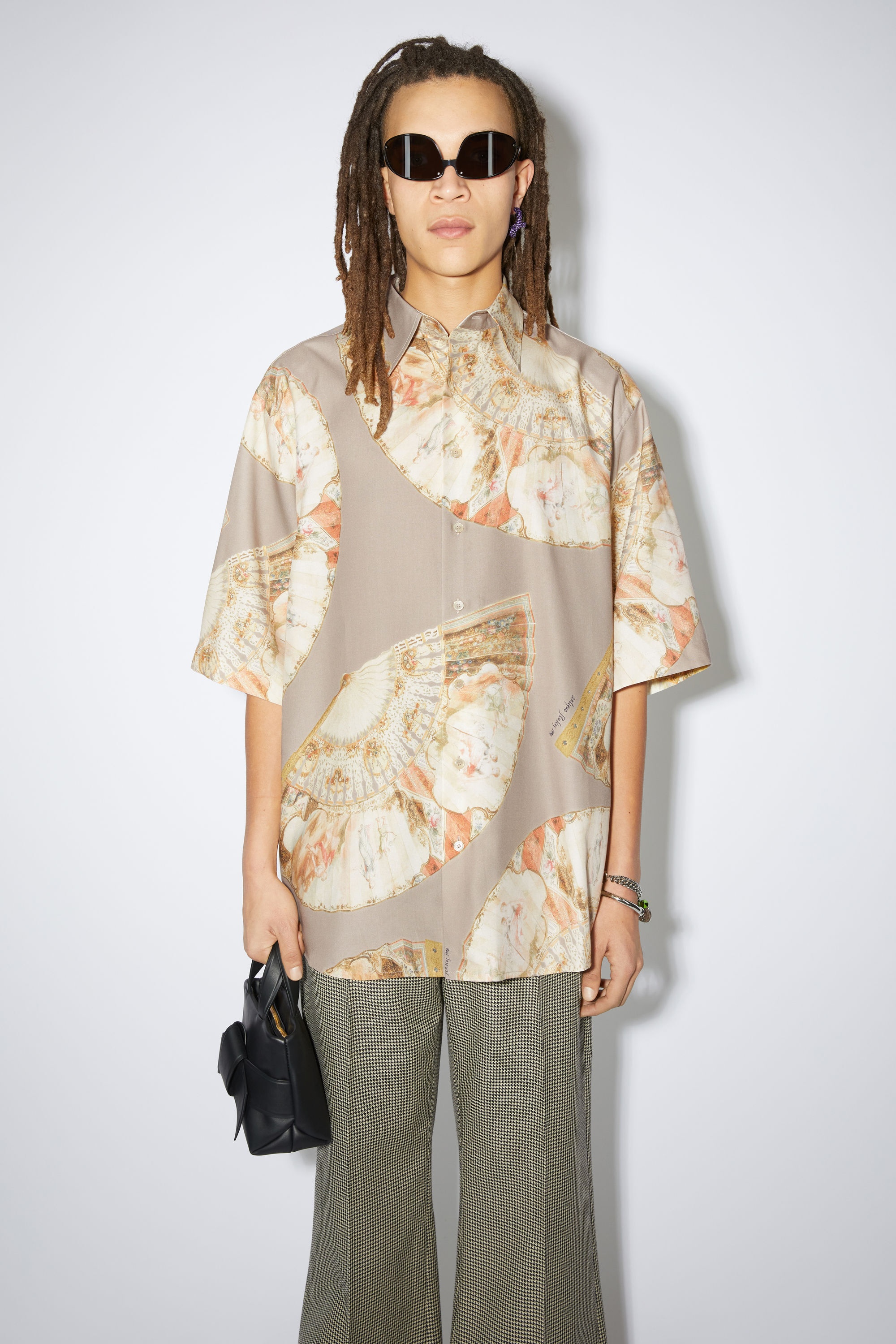 Fan print short sleeve shirt - Brown - 2