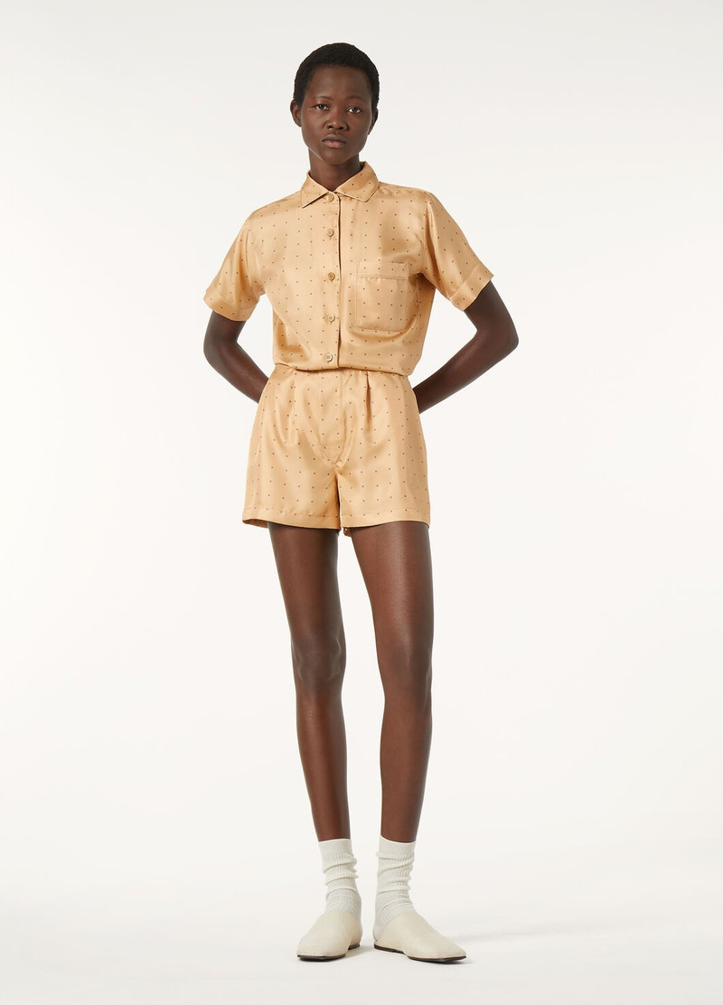Loro Piana Len Shorts outlook