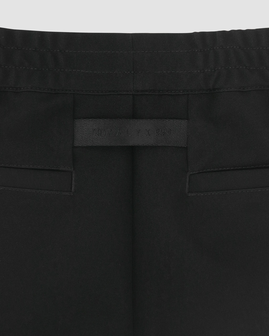 TRACKSHORT - 1 - 5