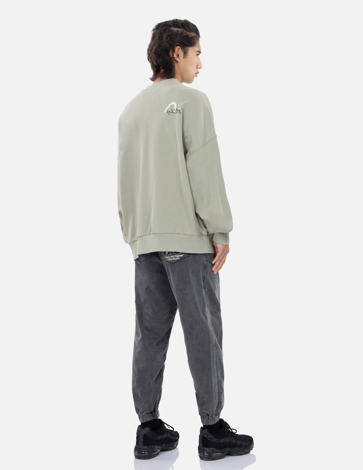 Graffiti Slogan Prints Sweatshirt - 4