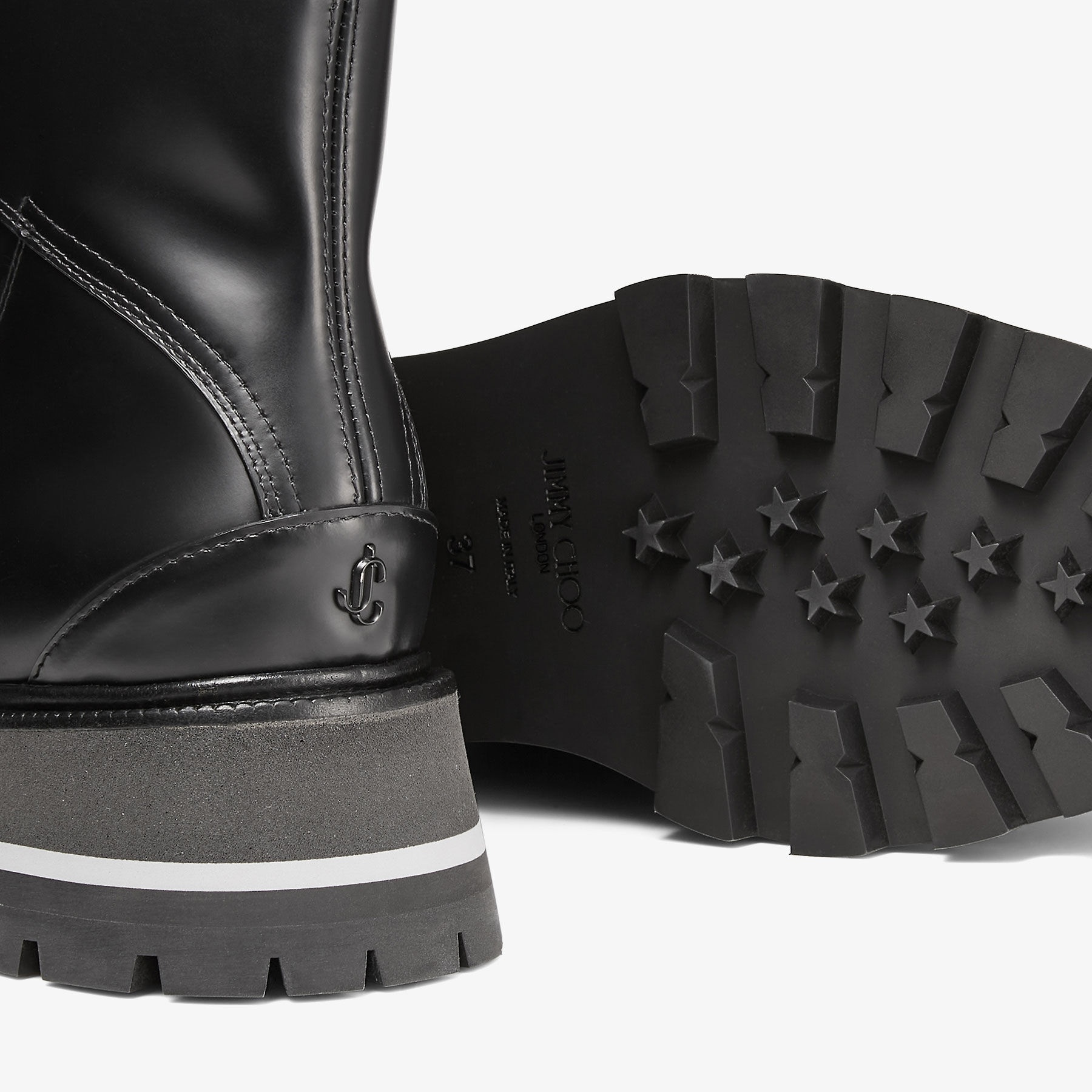 Chike Flat
Black Smooth Leather Ankle Boots with Knitted Sock - 4