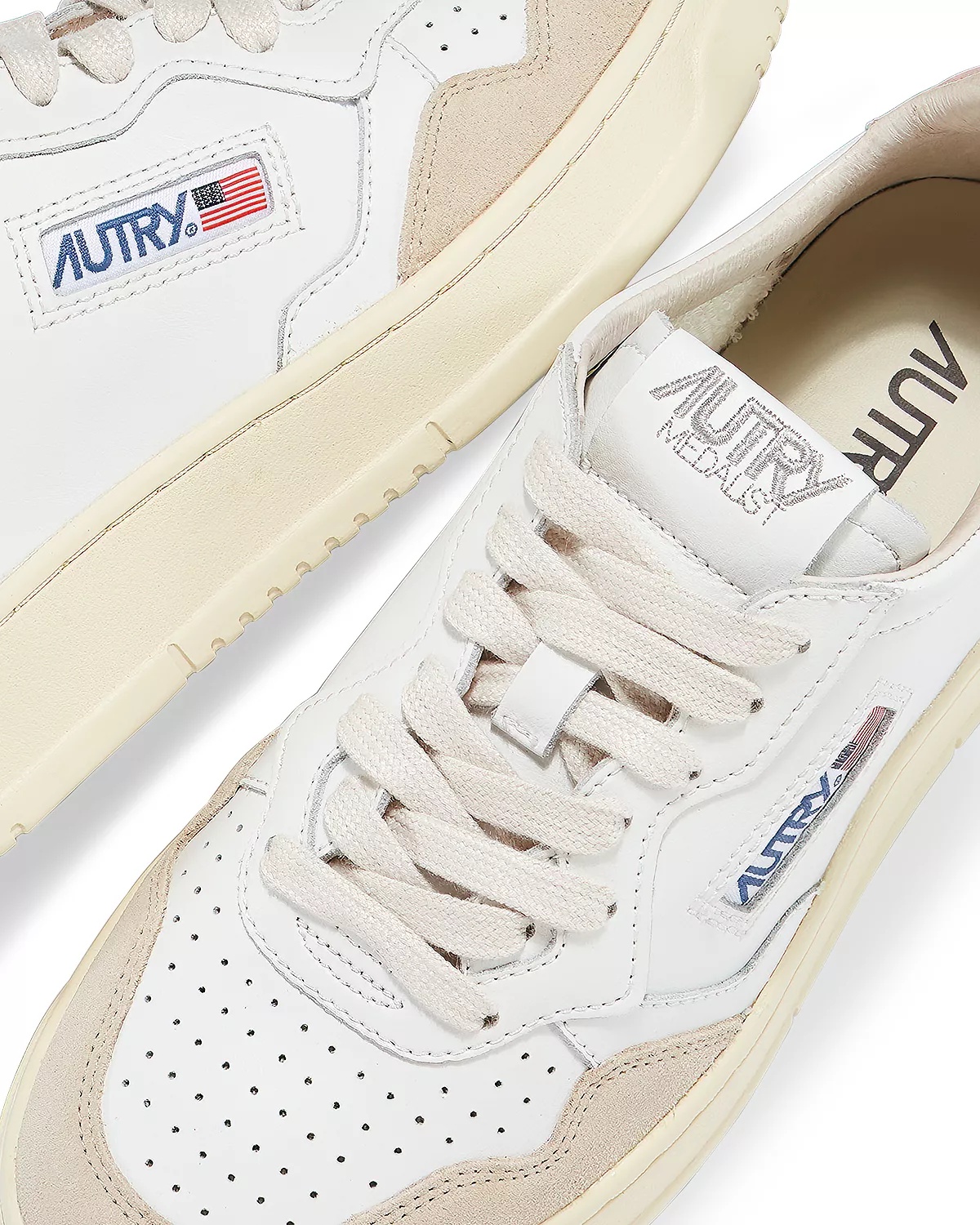 Women's Medalist Low Top Sneakers - 8