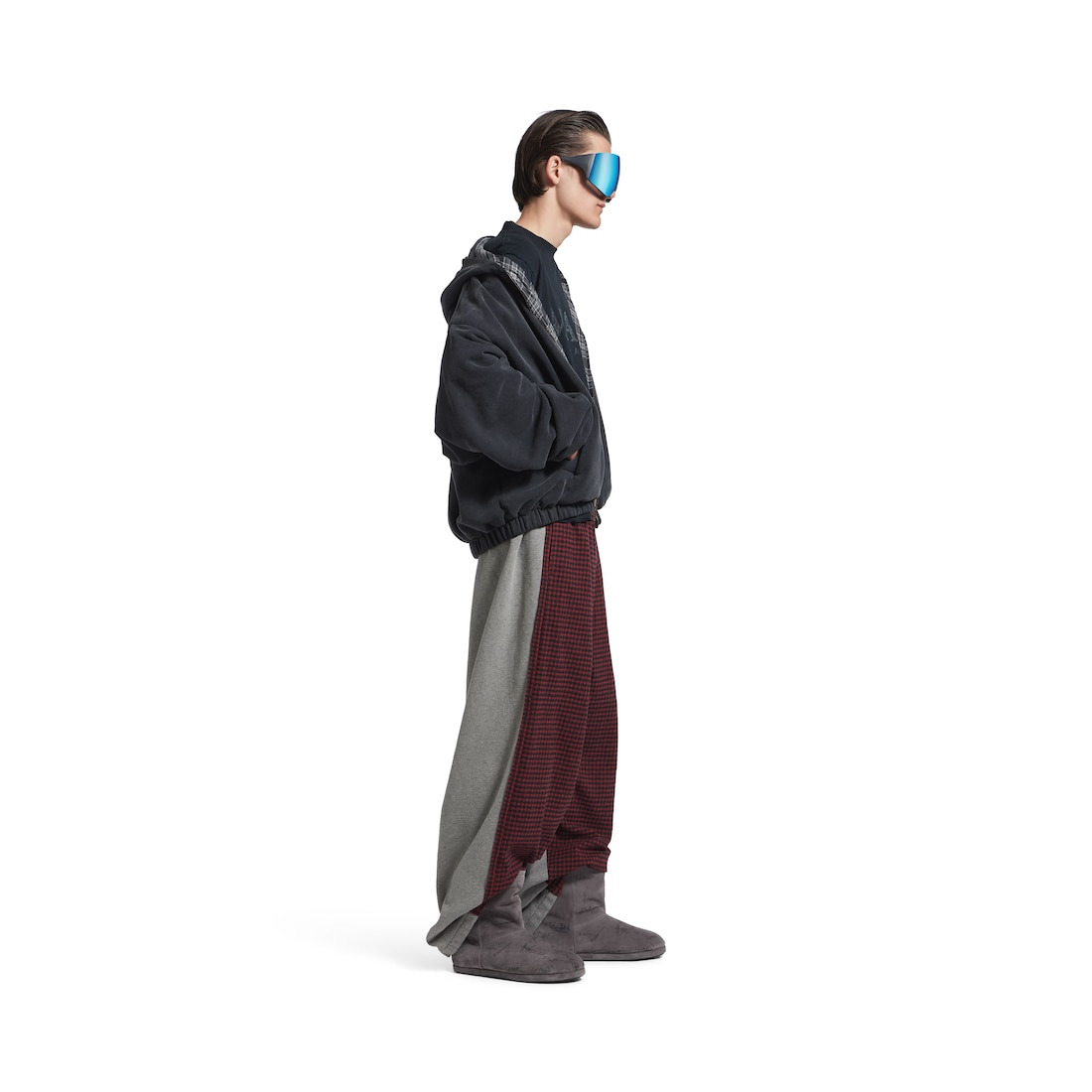 Men's Hybrid Large Fit Pants in Red/grey - 3