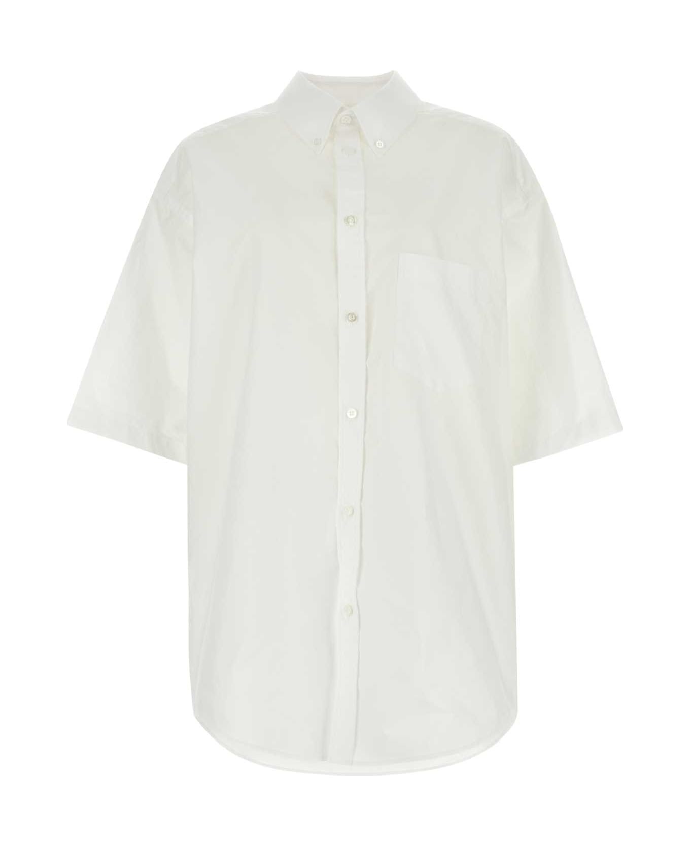Tシャツ・カットソー BALENCIAGA White poplin oversize shirt (794594TNM60 9000) BALENCIAGA White Poplin Oversize Shirt | italist | REVERSIBLE