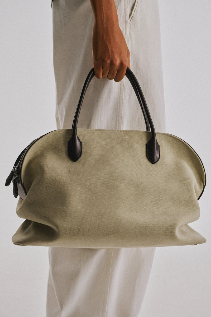 Agnes 15 Canvas Bag 6