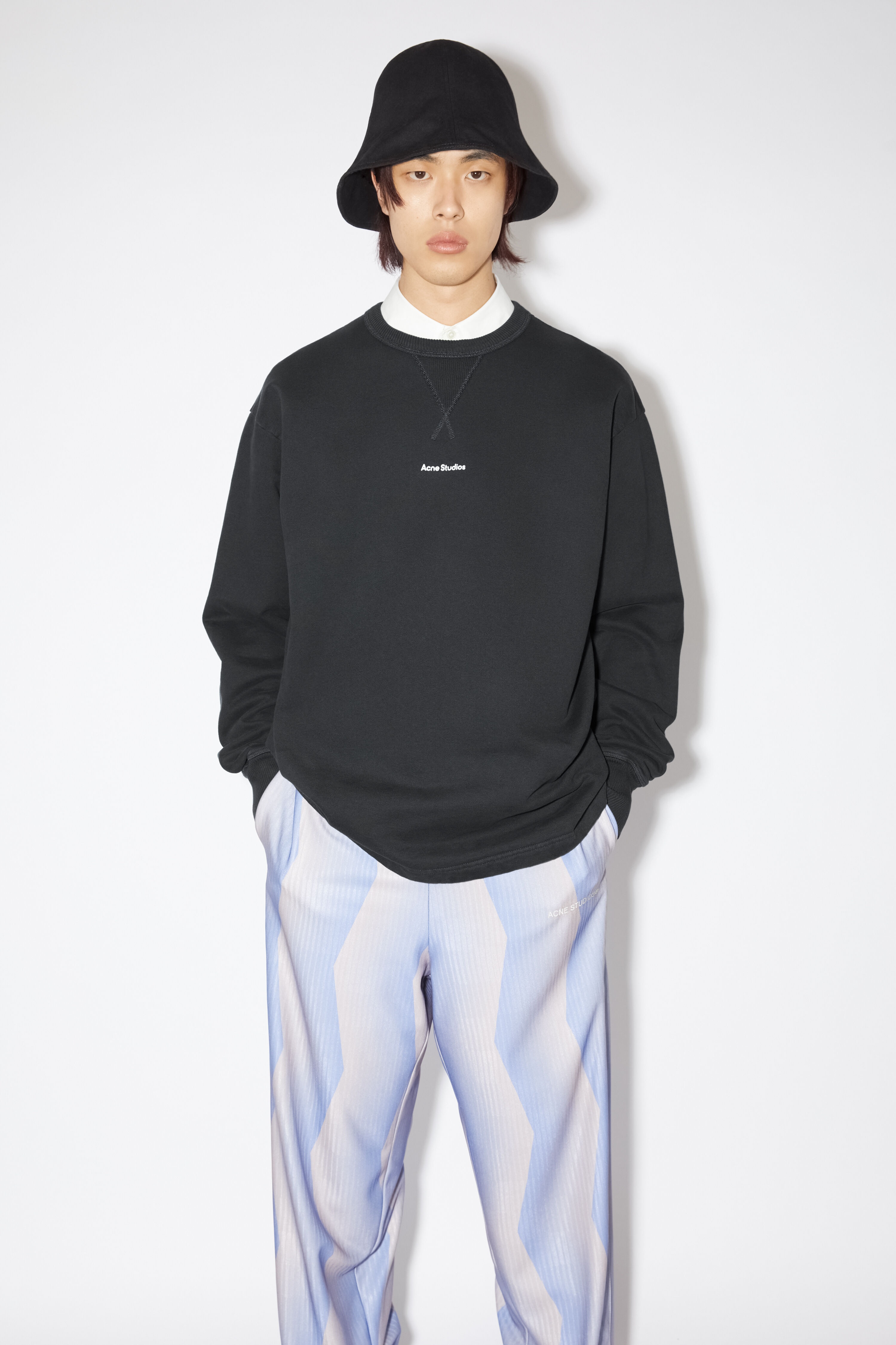 Stamp logo sweater - Black - 2