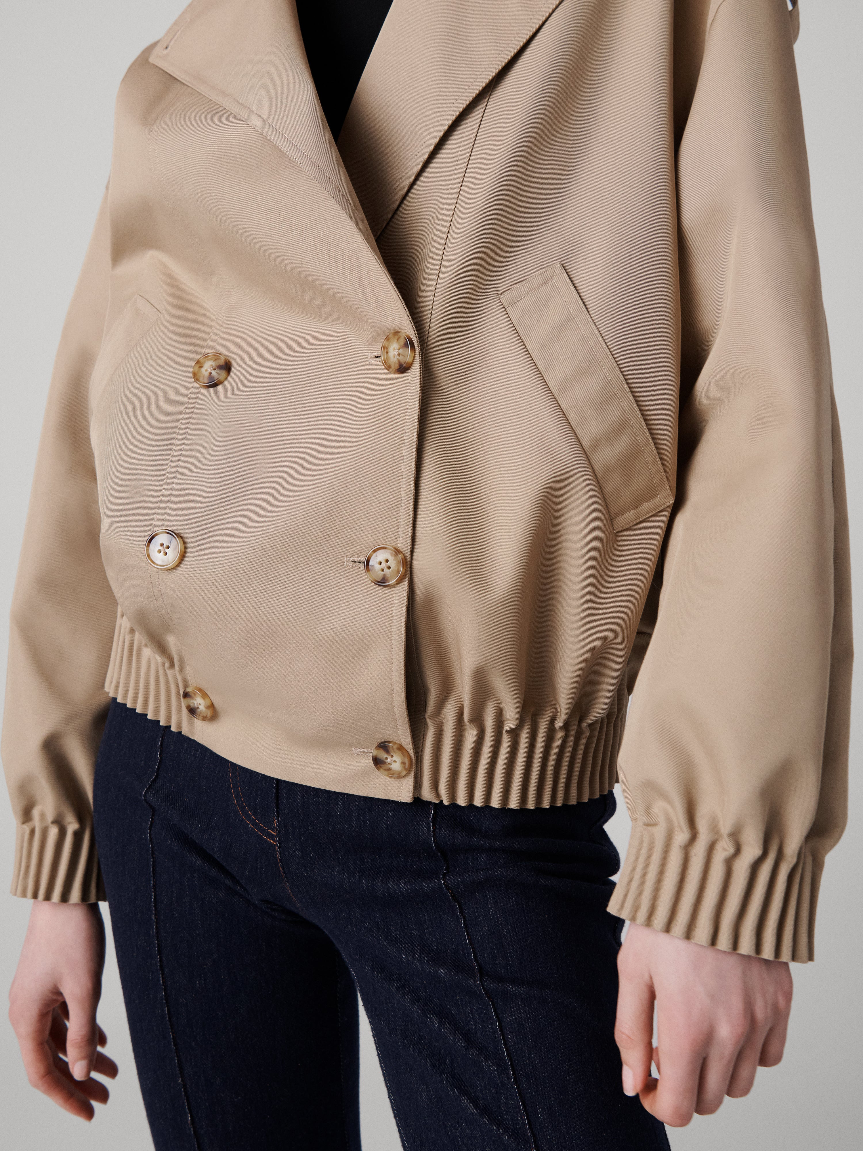 Stevie Coat - 4