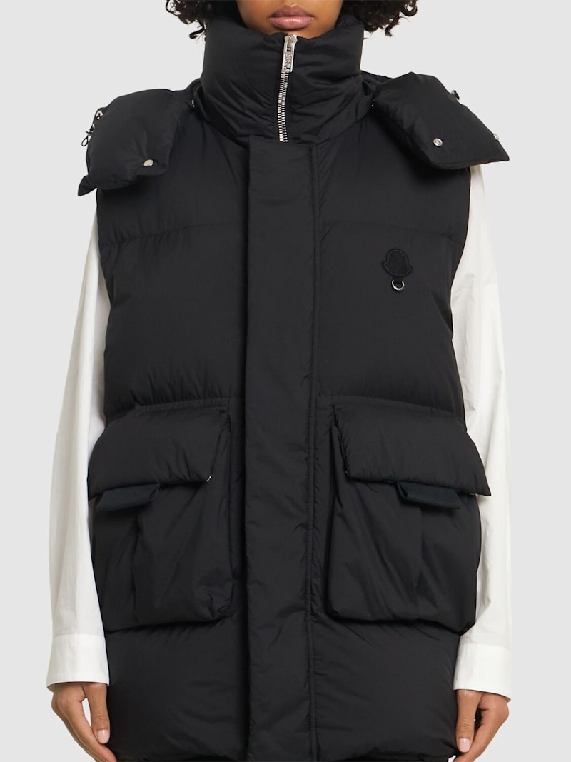 ダウンベスト MONCLER Moncler x Willow Smith 'Sabela' vest Moncler Moncler x Willow Smith Sabela down vest
