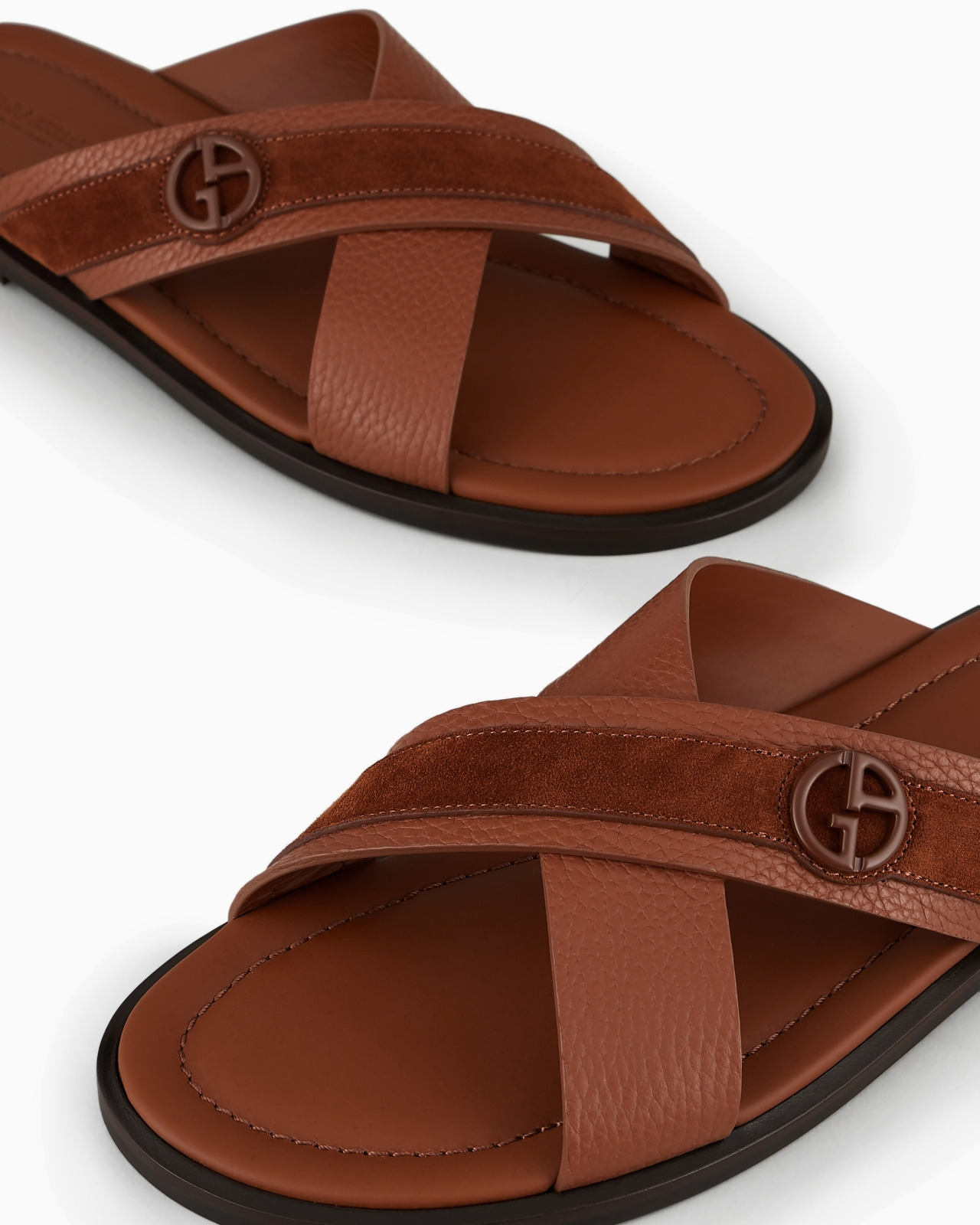 Two-toned, plaited suede cross sandals - 3
