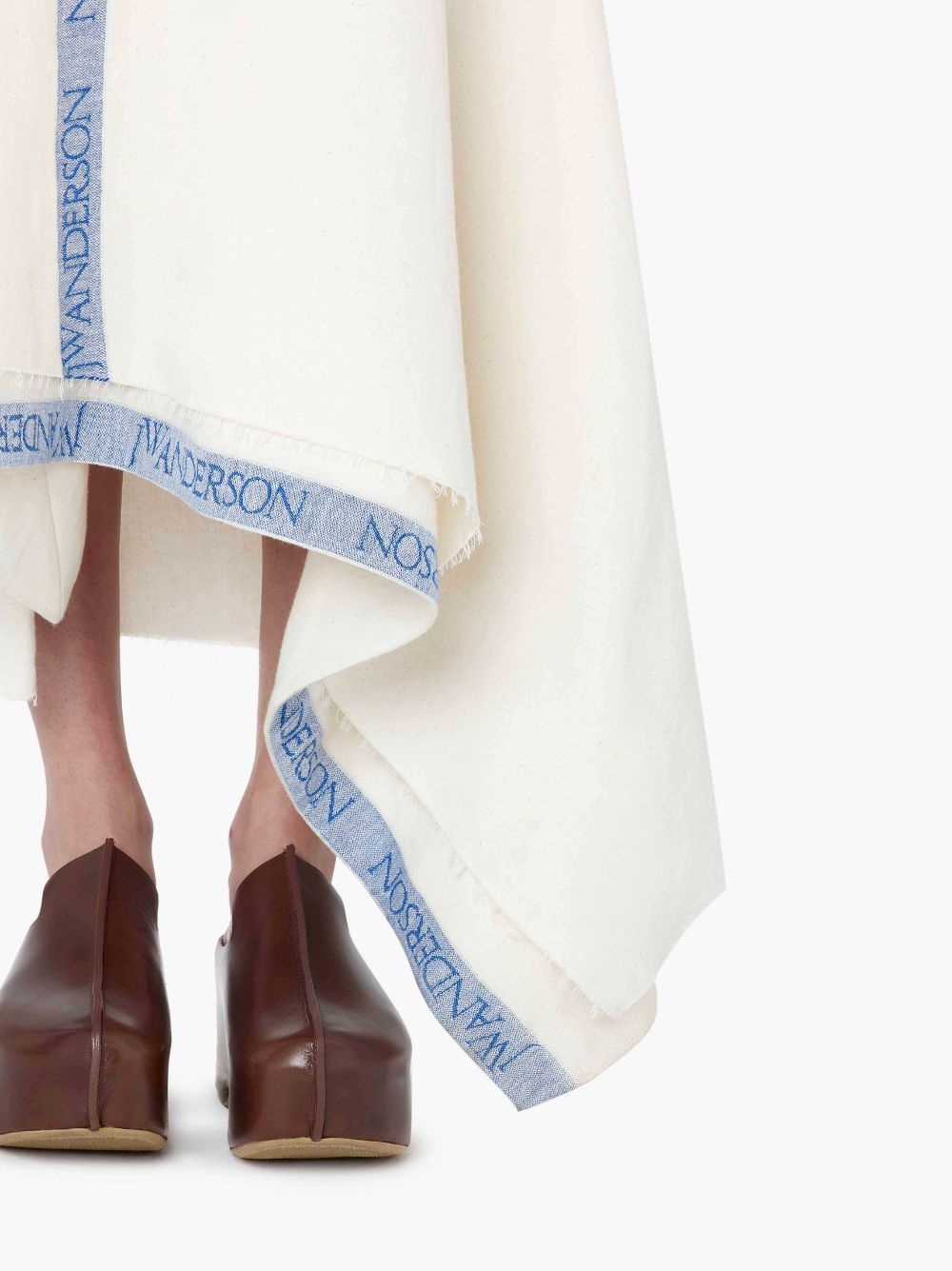 V- NECK PANELLED DRESS - 5