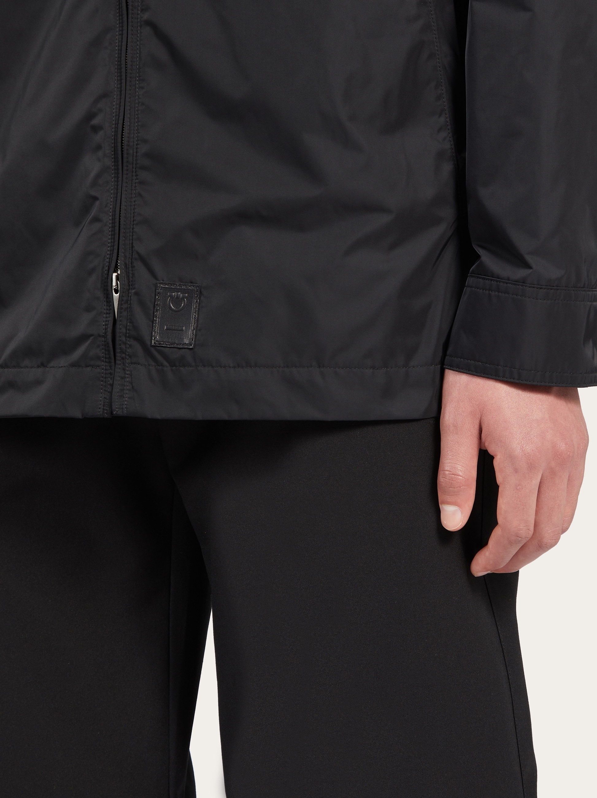Windbreaker - 4