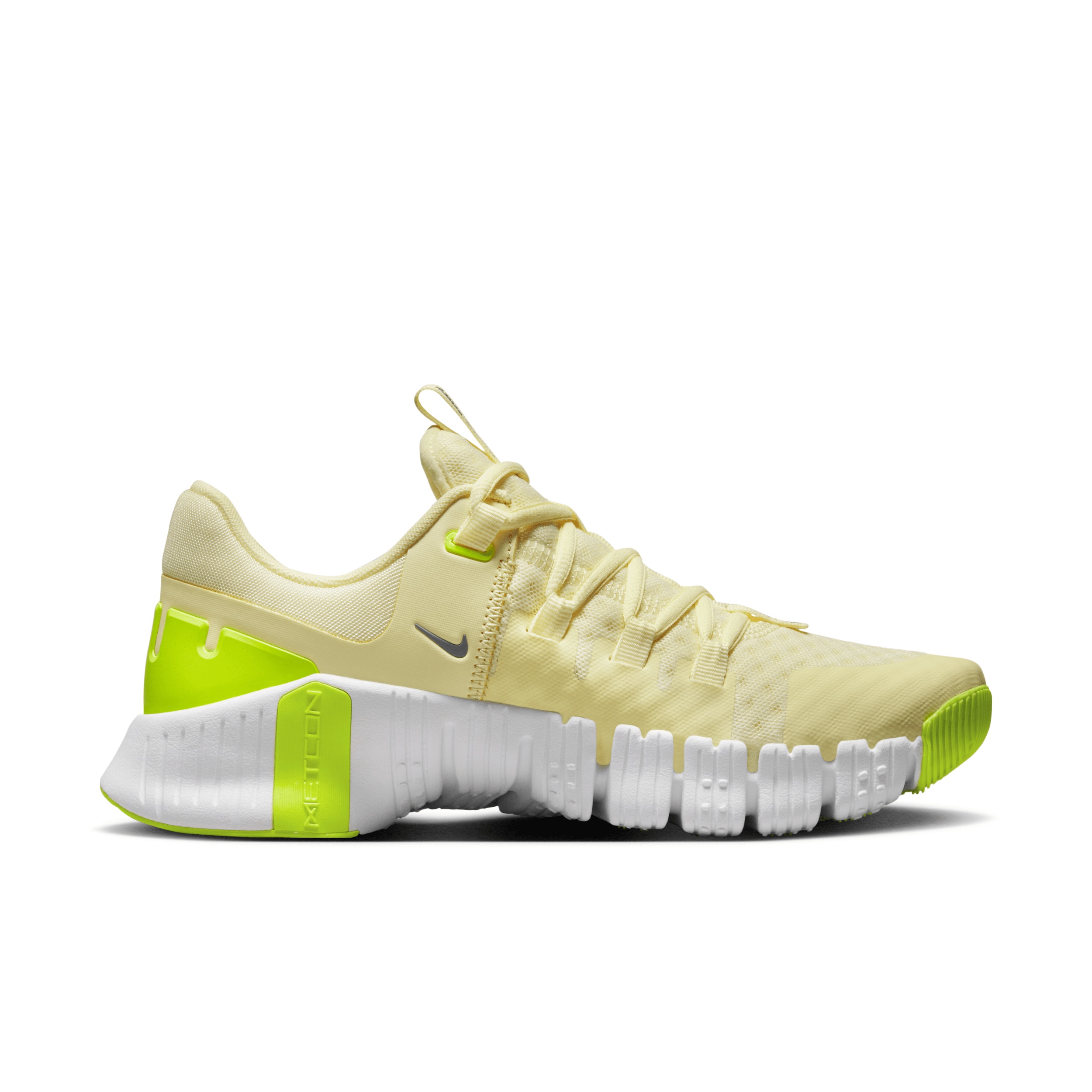 Nike Women's Free Metcon 5 Workout Shoes - 3