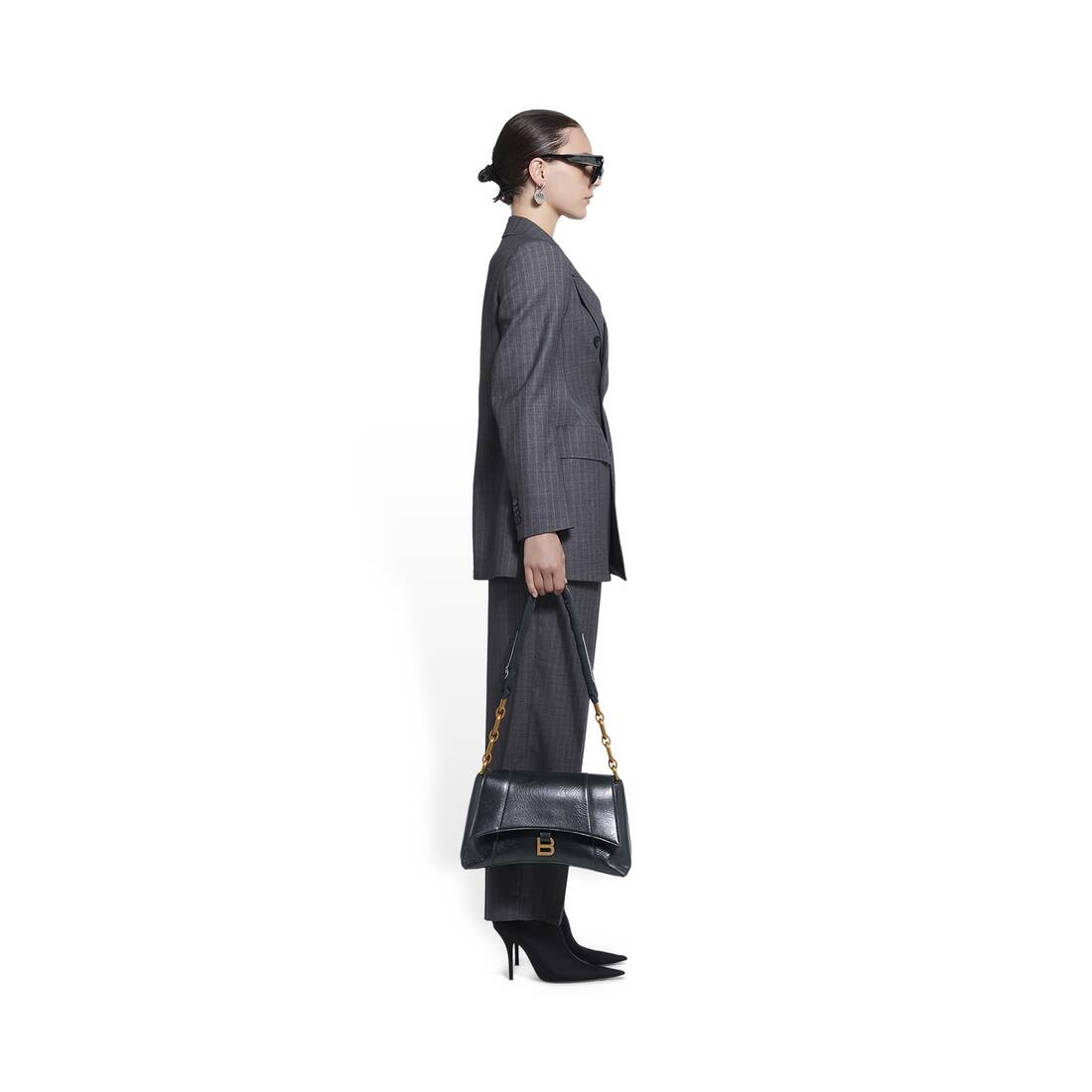 Women's Downtown Medium Shoulder Bag With Chain in Black - 2
