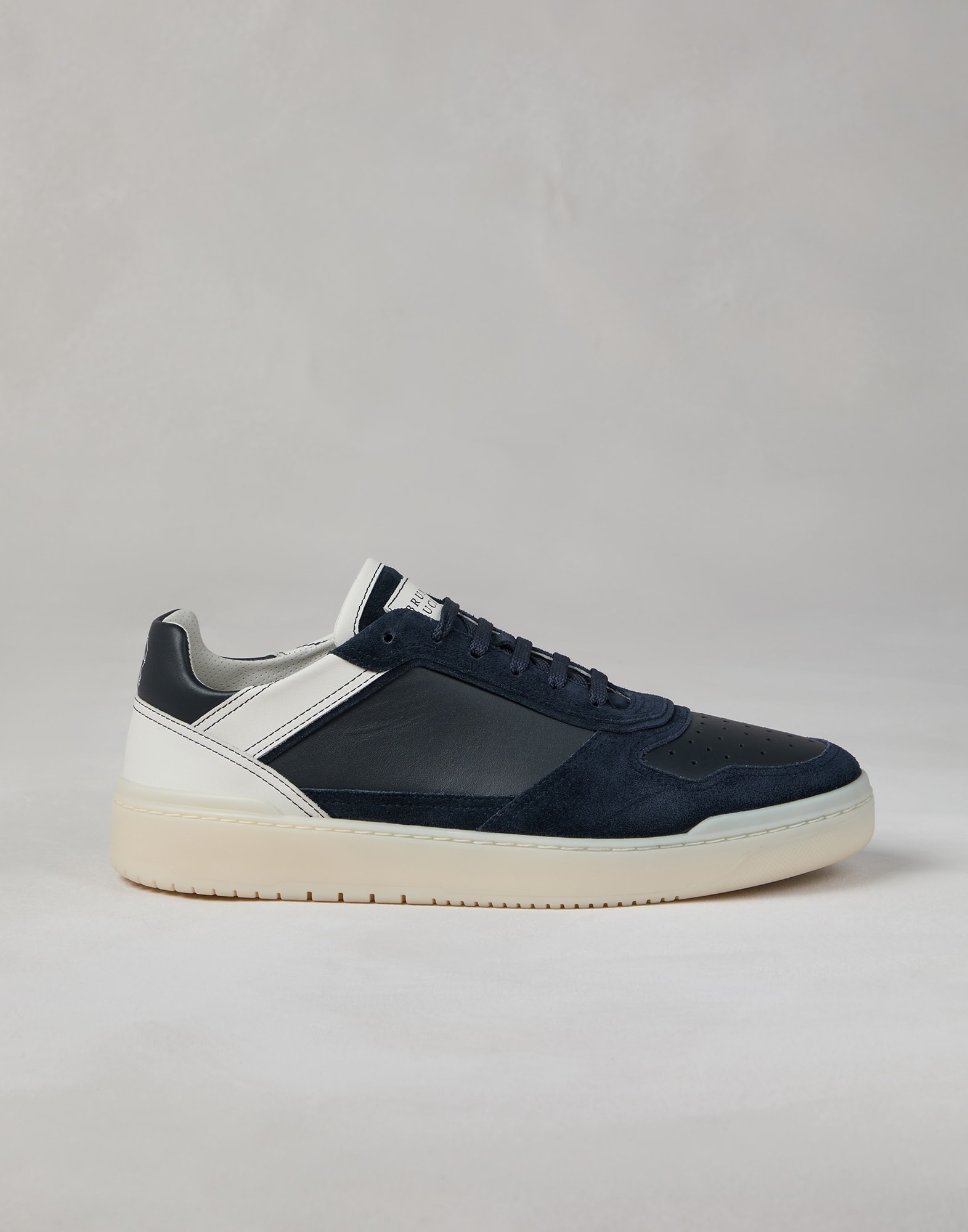 Semi-polished calfskin and washed suede basket sneakers - 5