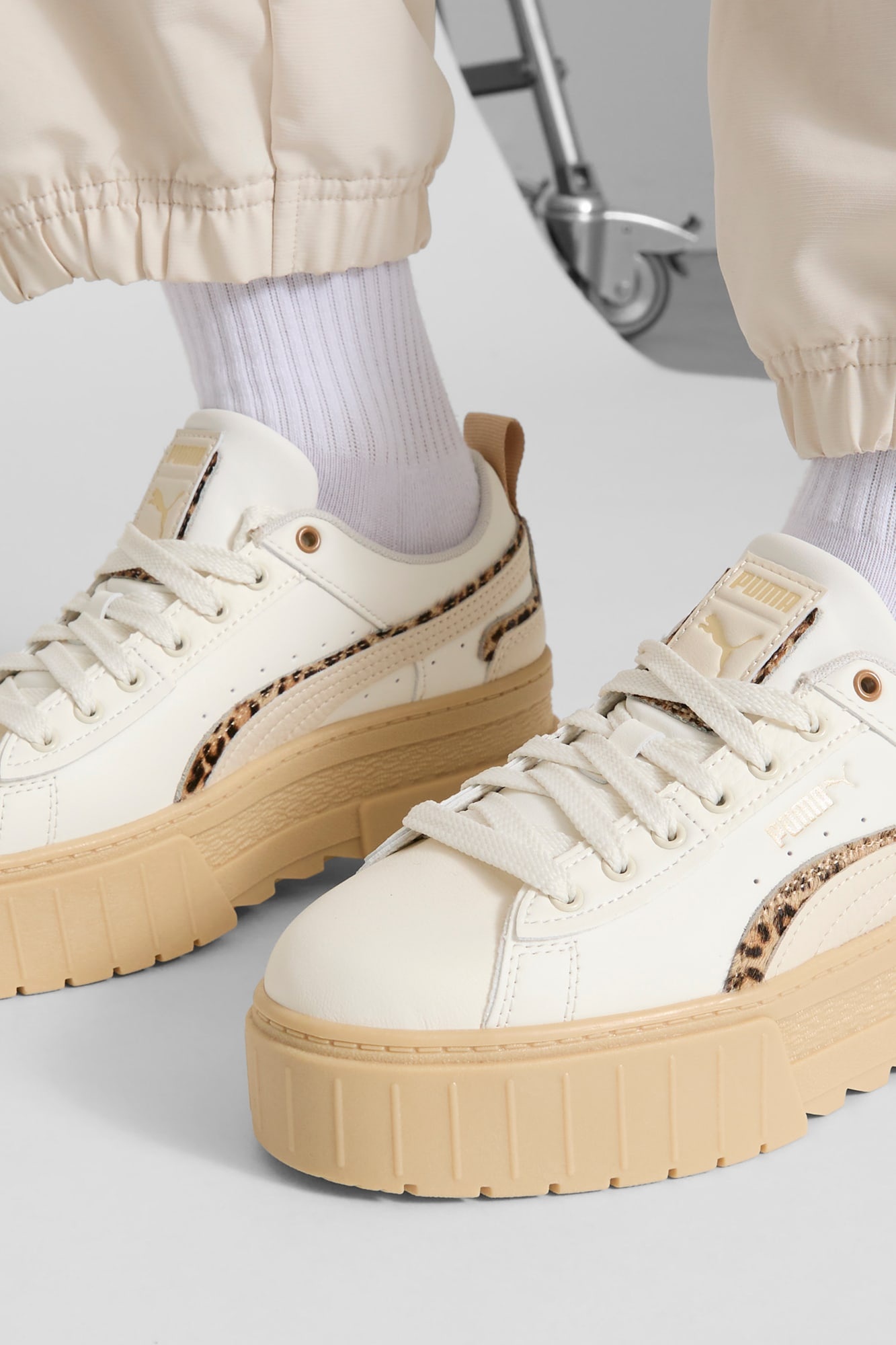 Mayze UT Leo Women's Sneakers - 2