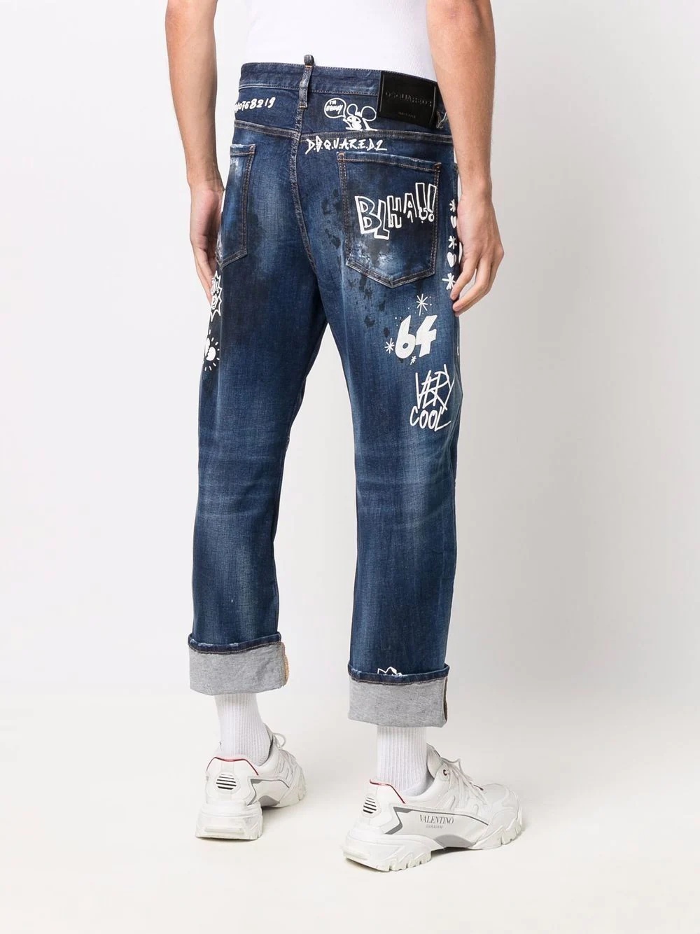 graffiti print turn-up jeans - 4