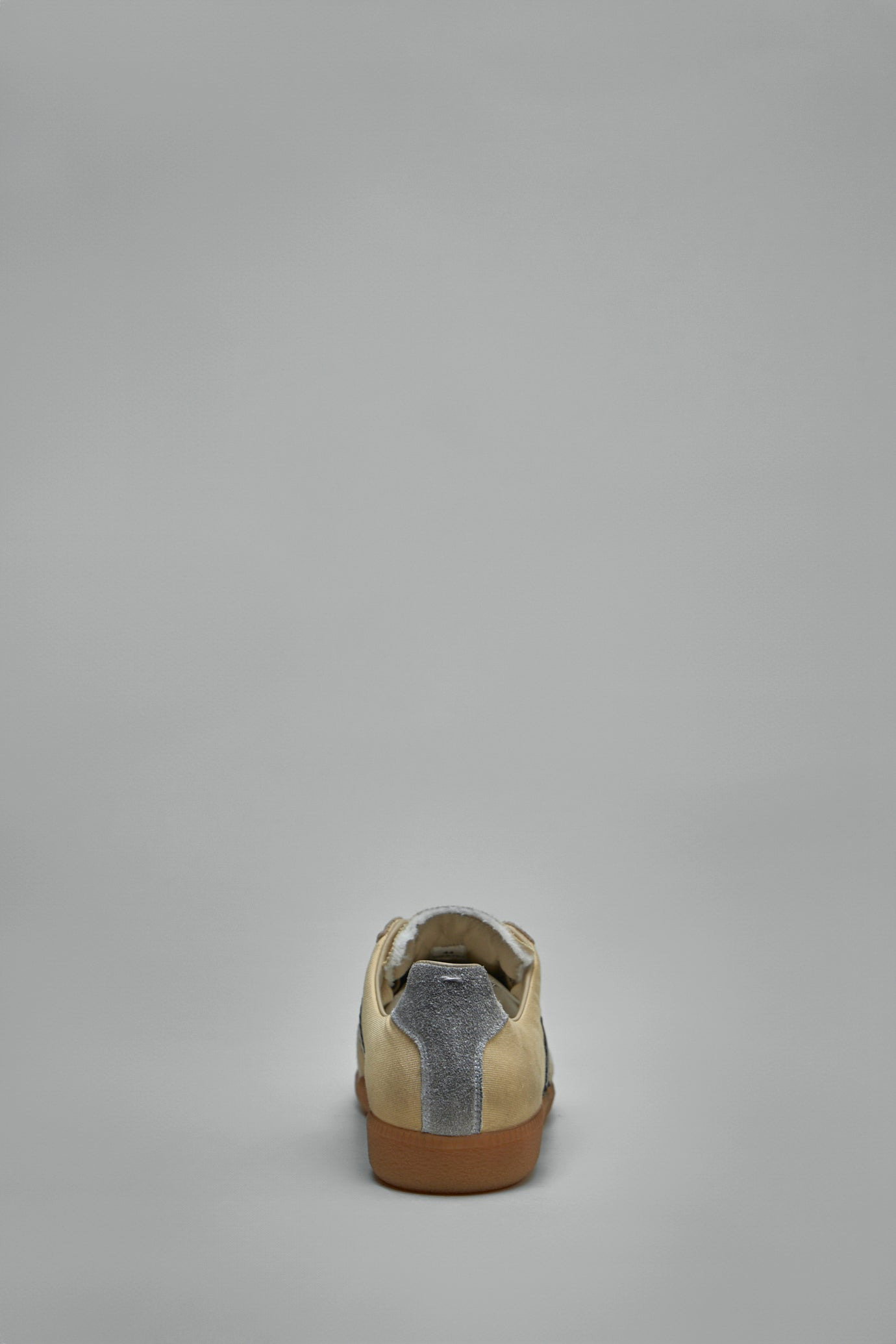 Replica - 4