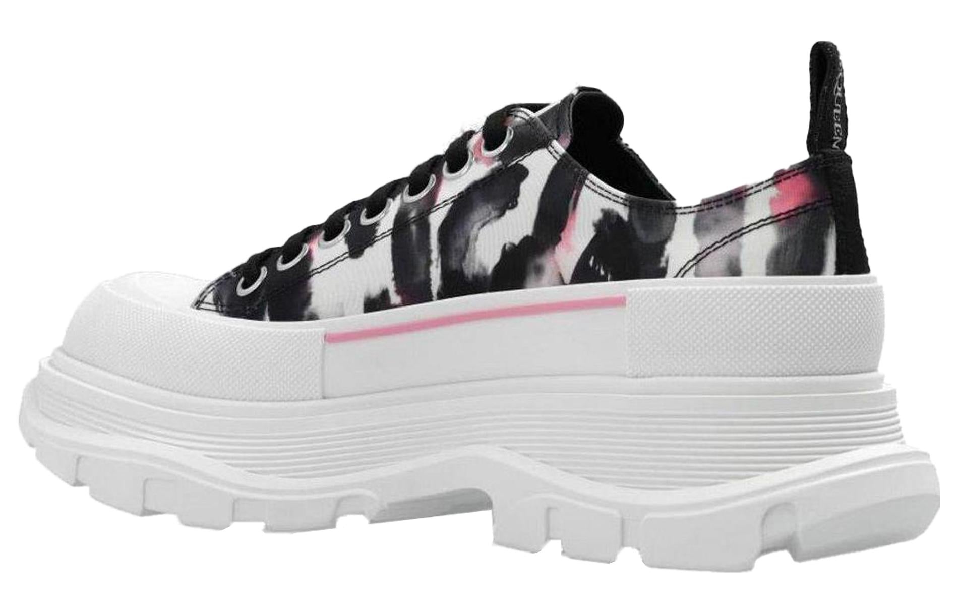 (WMNS) Alexander McQueen Tread Slick Sneakers 'White Black Pink' 733065W4PM18893 - 3