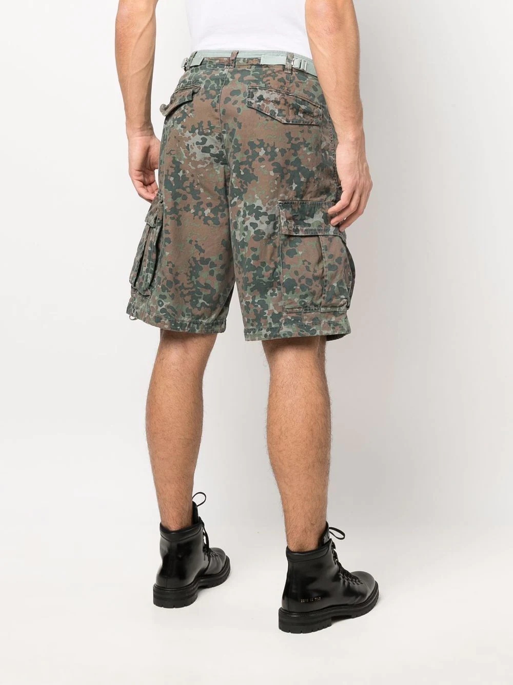 camouflage-print cargo shorts - 4