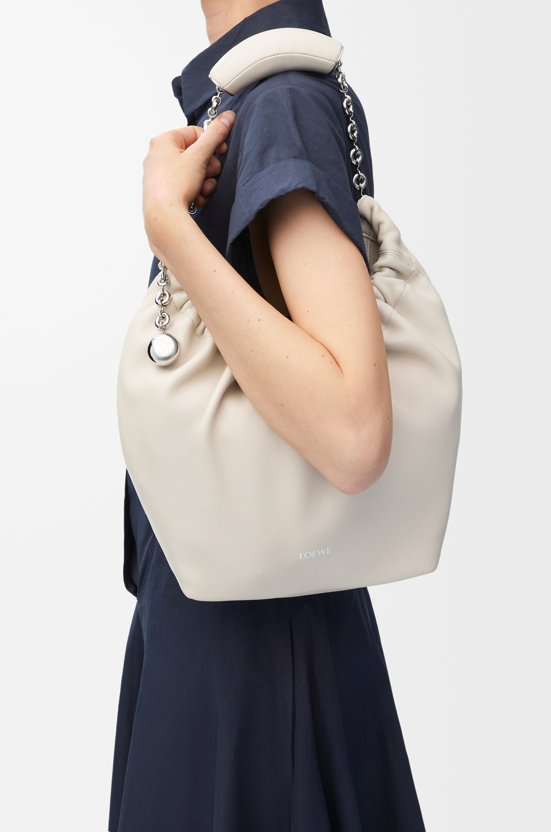 Small Squeeze bag in nappa lambskin - 2