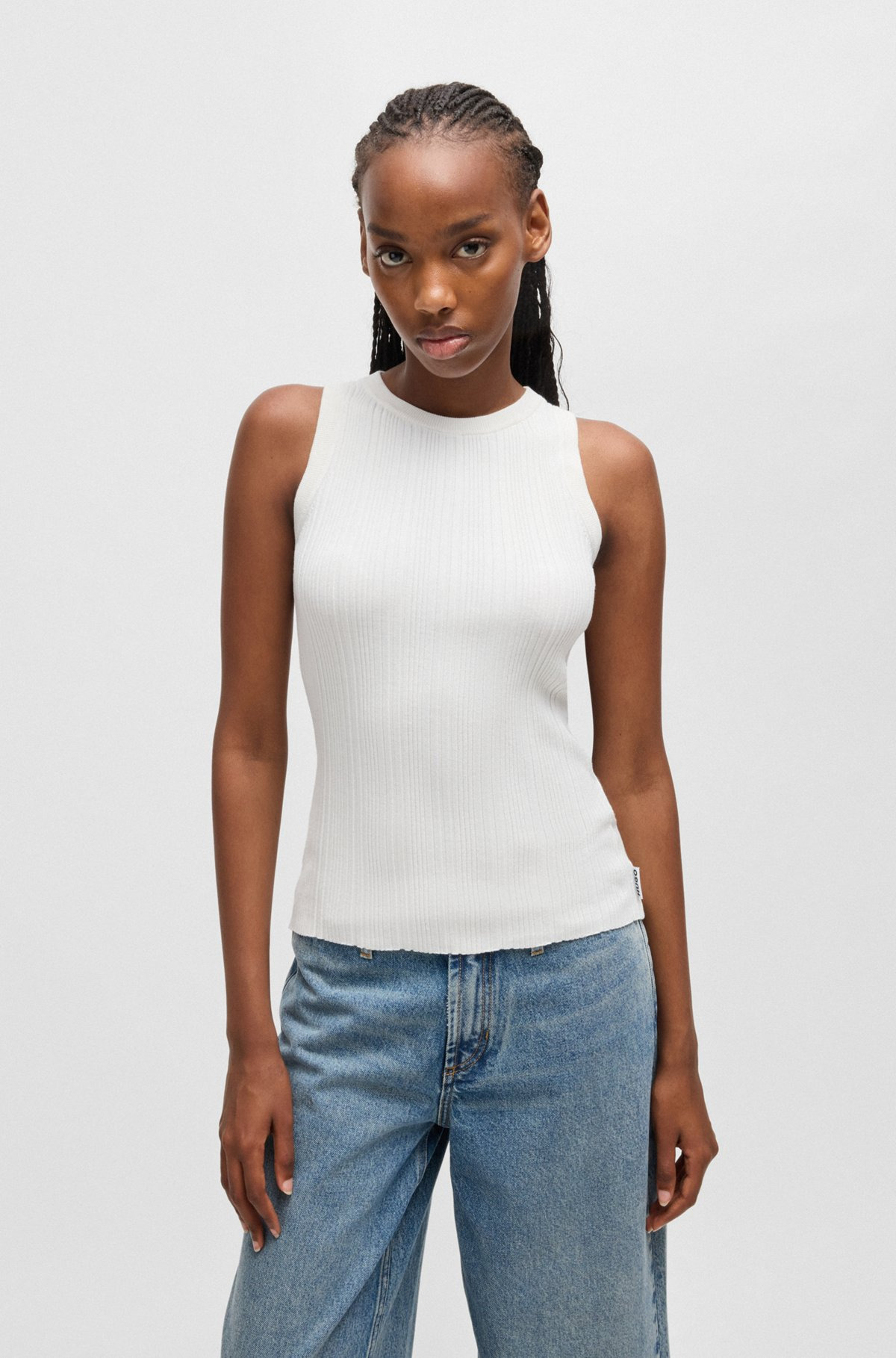 SLIM-FIT SLEEVELESS TOP WITH IRREGULAR RIBBED STRUCTURE - 2