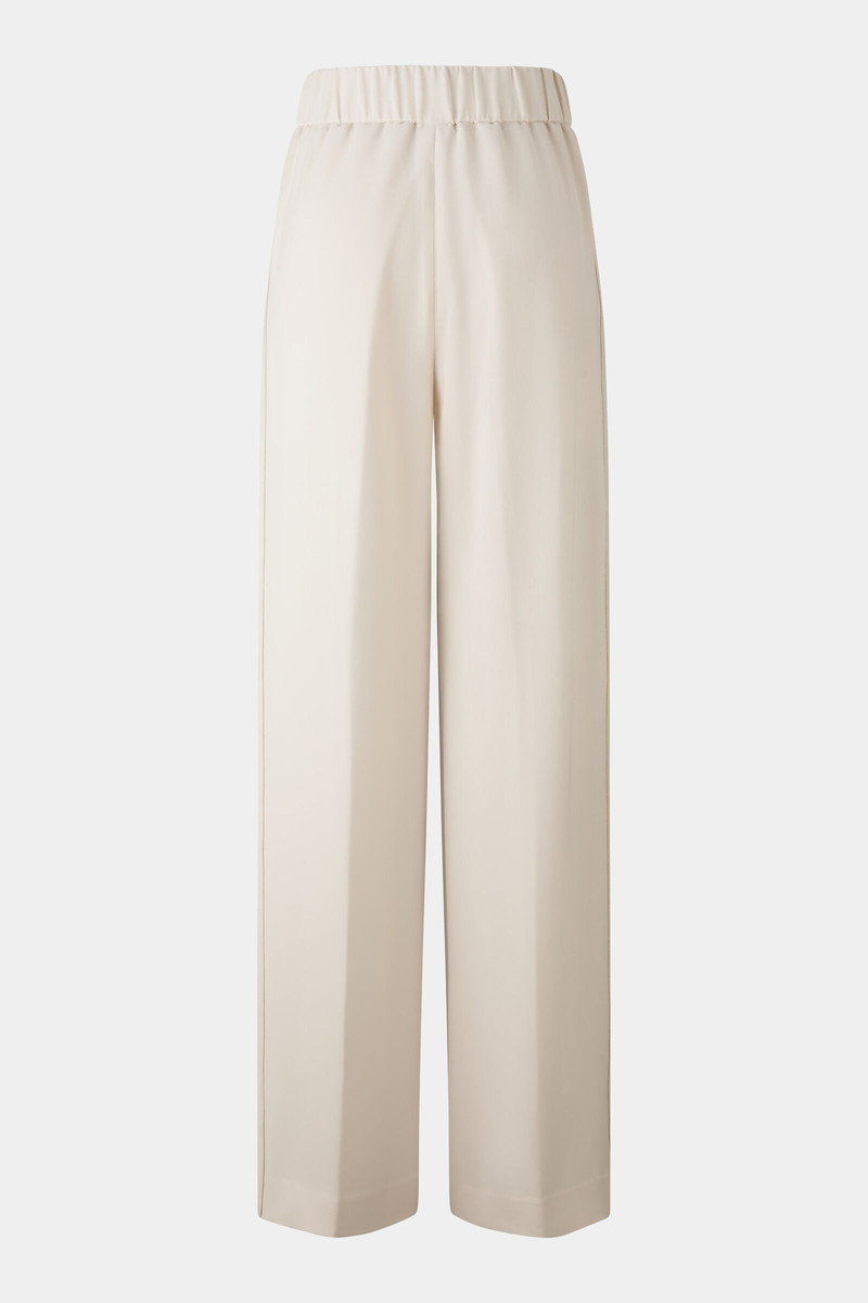 Suzy crepe marlene trousers in Cream 7