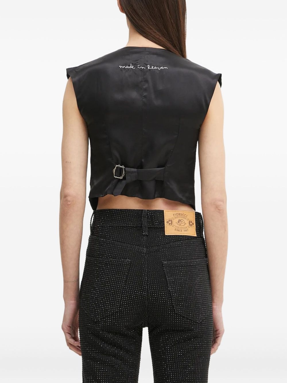button-fastening sleeveless top - 3