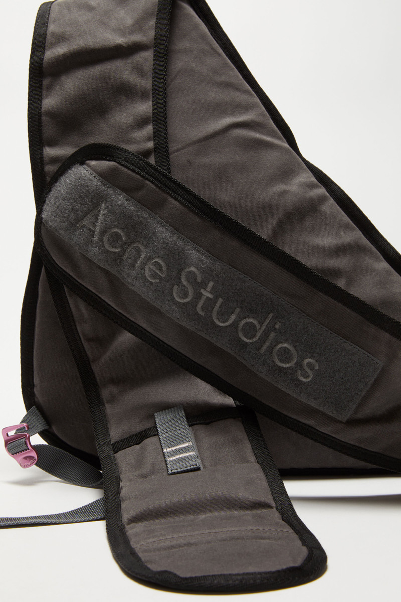 Sling backpack - Grey/black 5