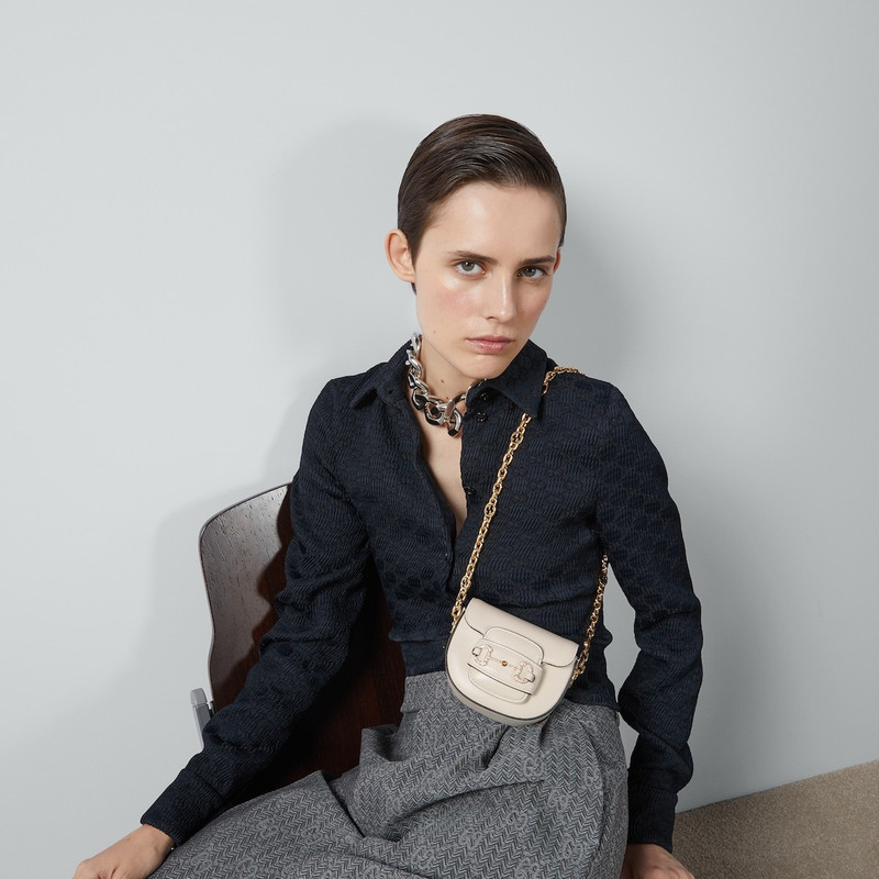 Gucci Horsebit 1955 rounded belt bag 4