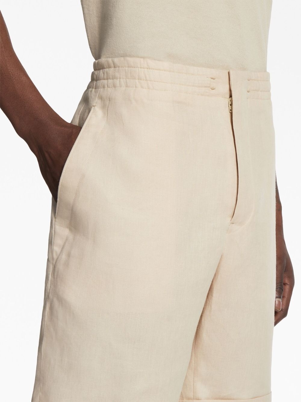 elasticated-waist linen shorts - 6