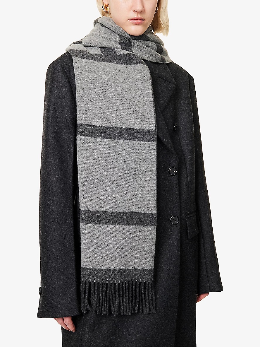 Monogram fringed wool scarf - 2