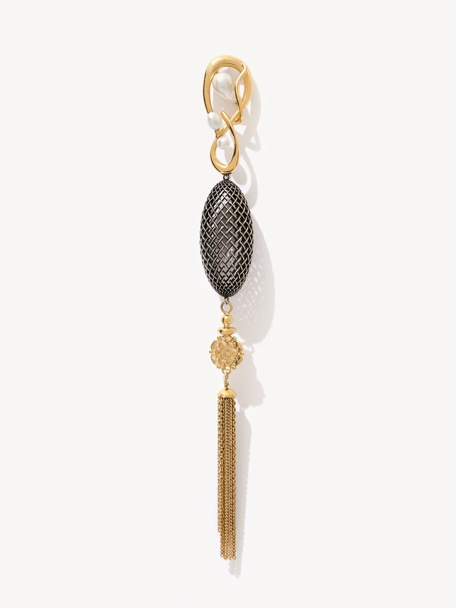 THE CHLOÉ TULIP MONO EARRING - 1