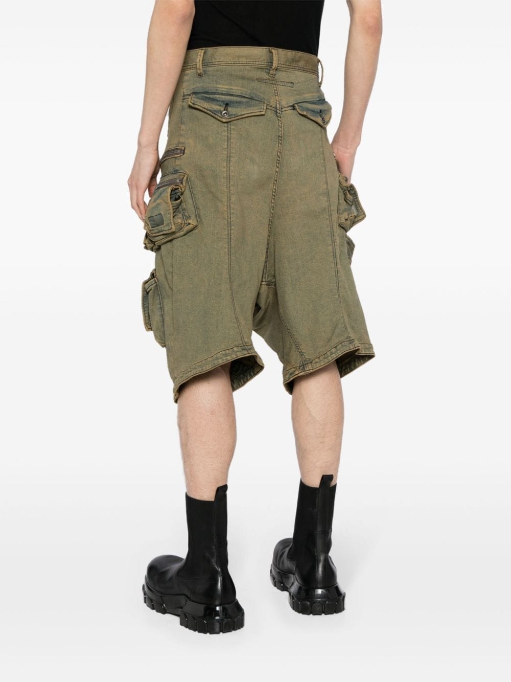 drop-crotch denim cargo shorts - 4