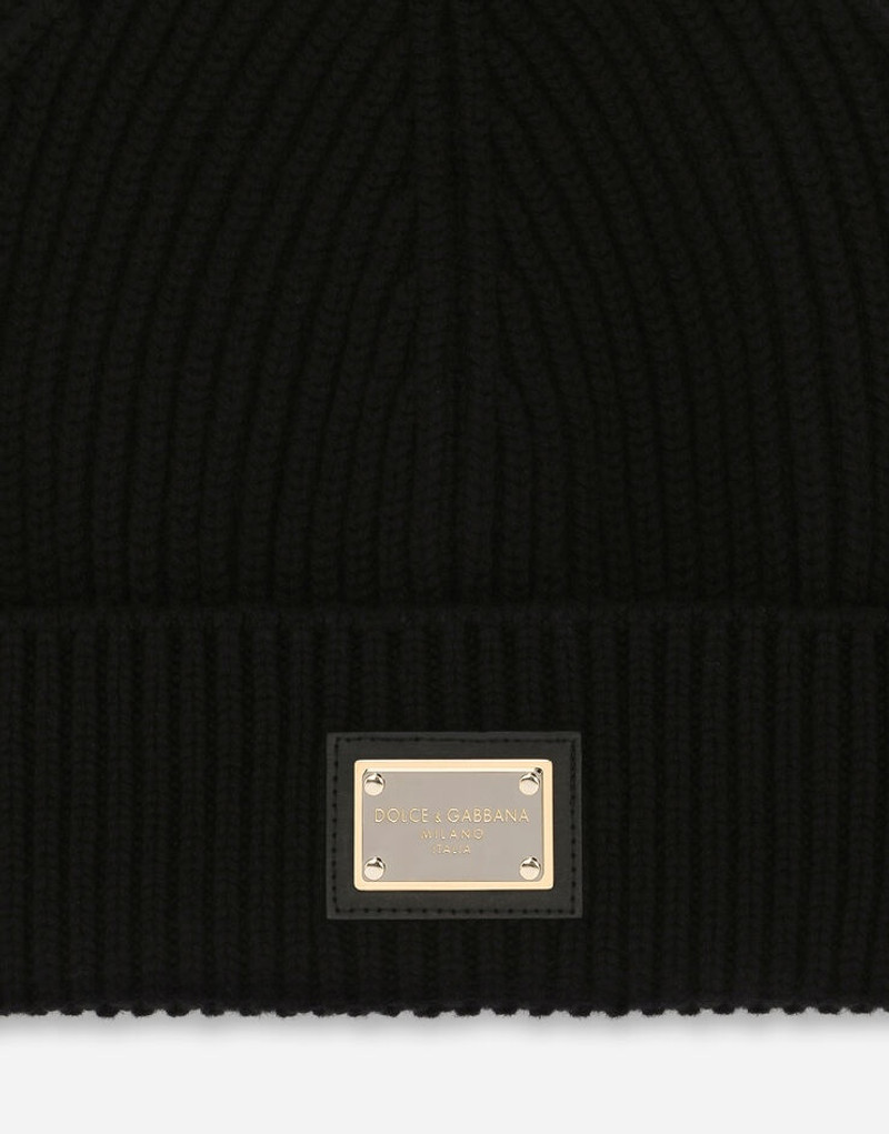 Dolce & Gabbana Knit cashmere hat with branded plate outlook