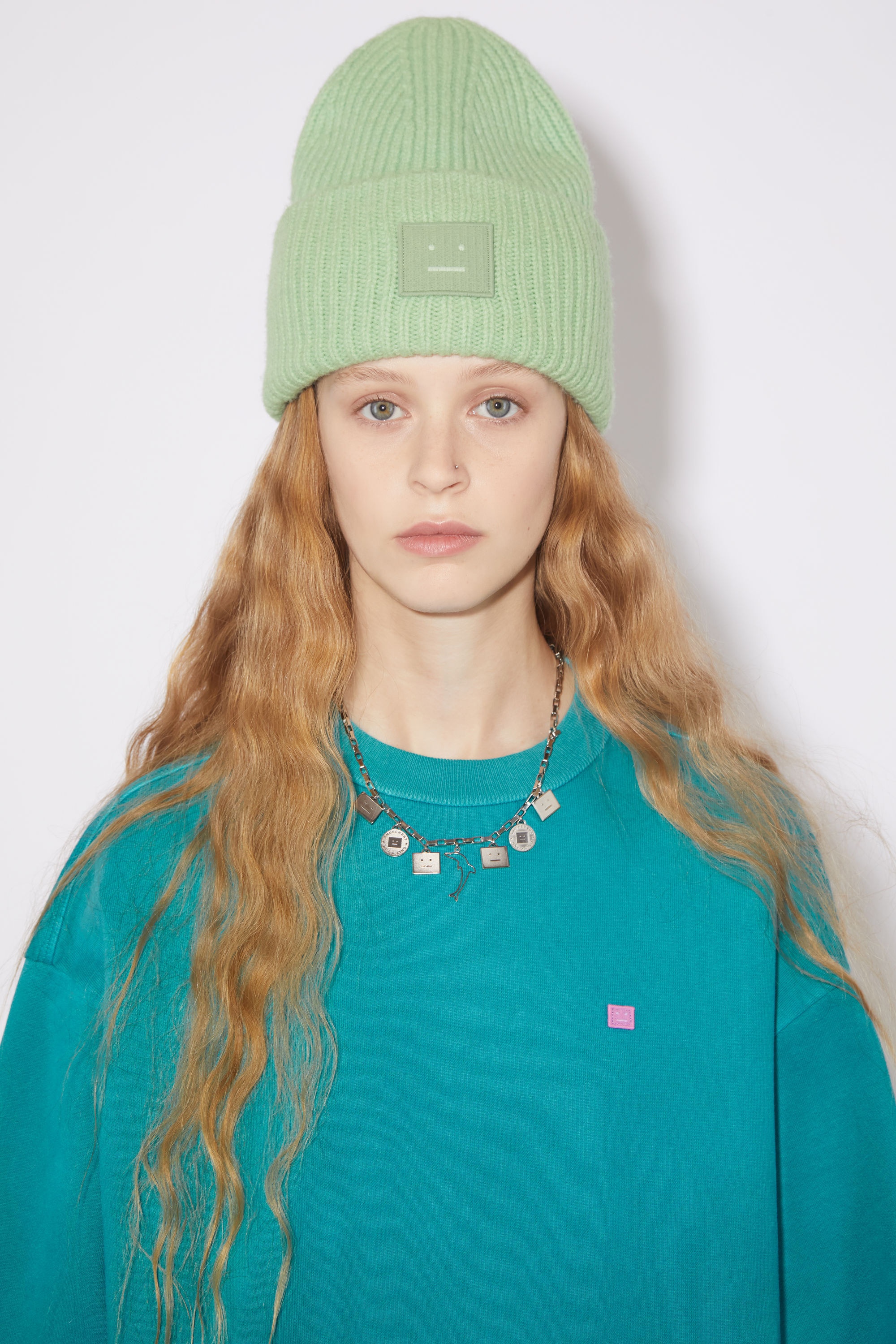 帽子 AcneStudios LARGE FACE LOGO BEANIE GREEN Acne Studios Large face logo beanie - Spring green