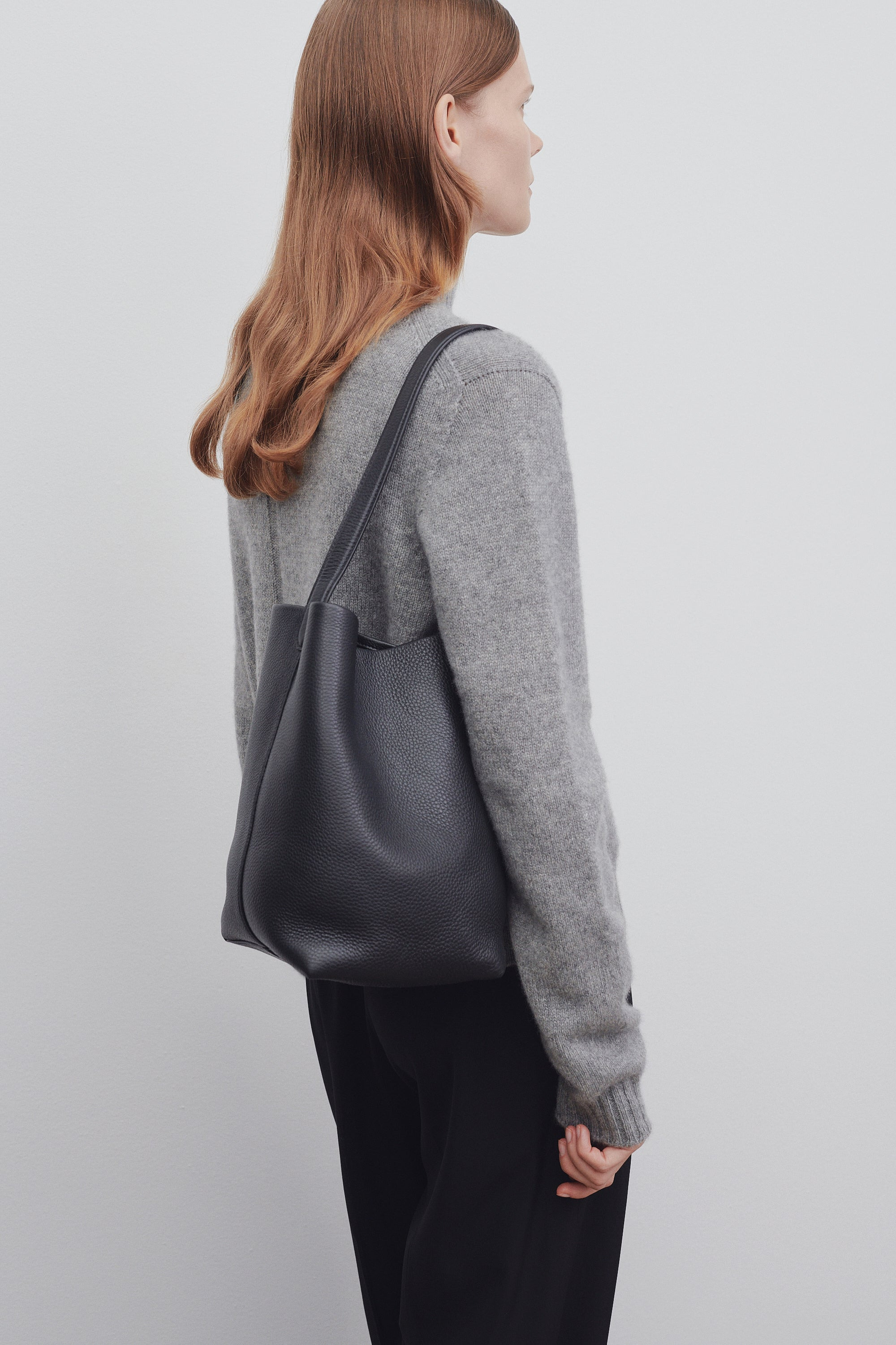 Medium N/S Park Tote Bag in Leather - 4
